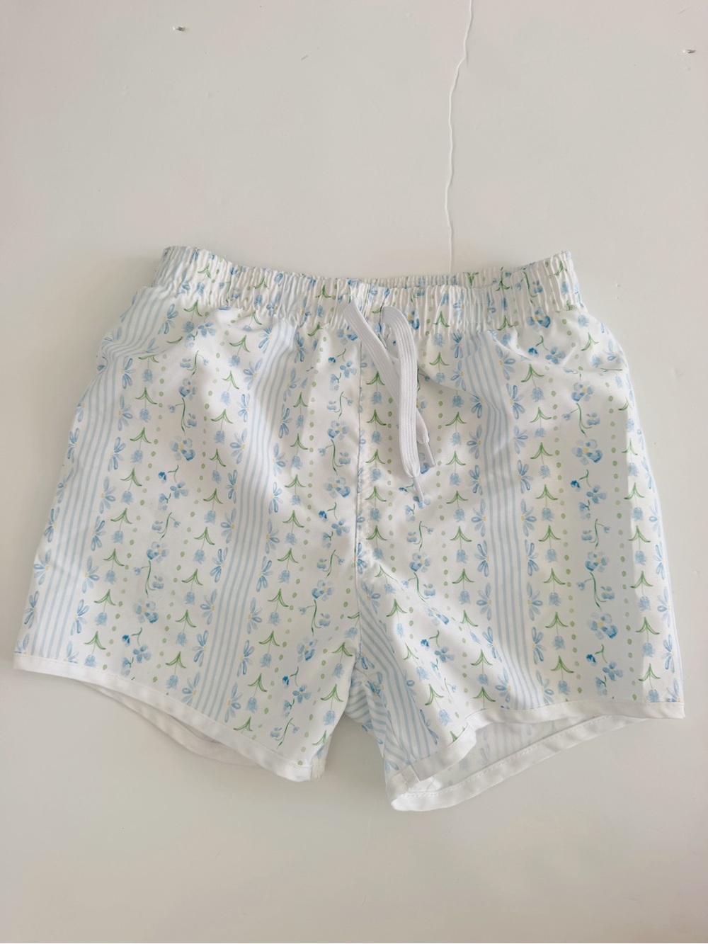 Edgehill Collection Boys Swim Shorts w/ Liner size 6/7